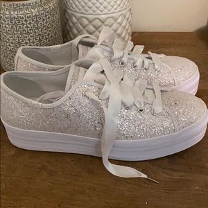 🌻 Kate Spade Glitter Platform Sneakers 🌻